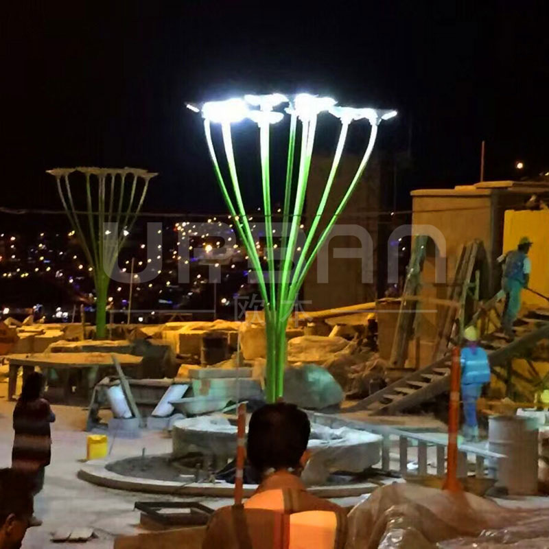 Solar Garden Light
