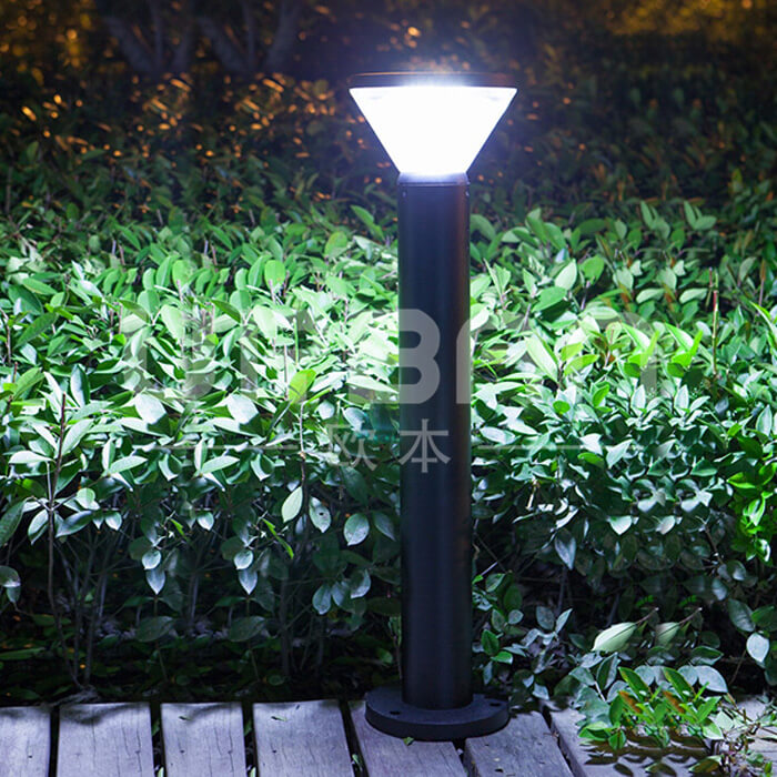 Solar Lawn Light - 2W Solar Lawn Light