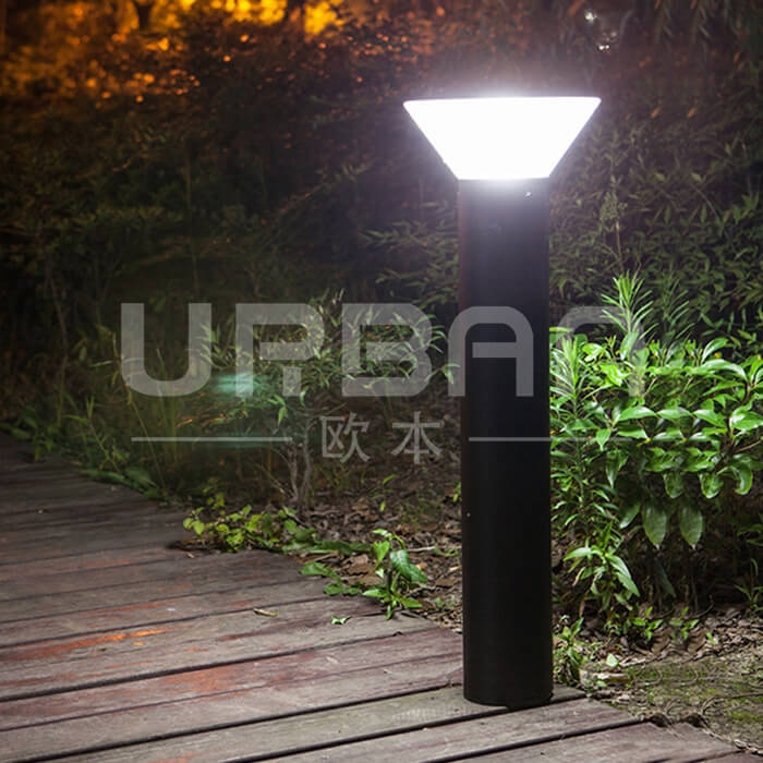 Solar Lawn Light - 4.5W Solar Lawn Light